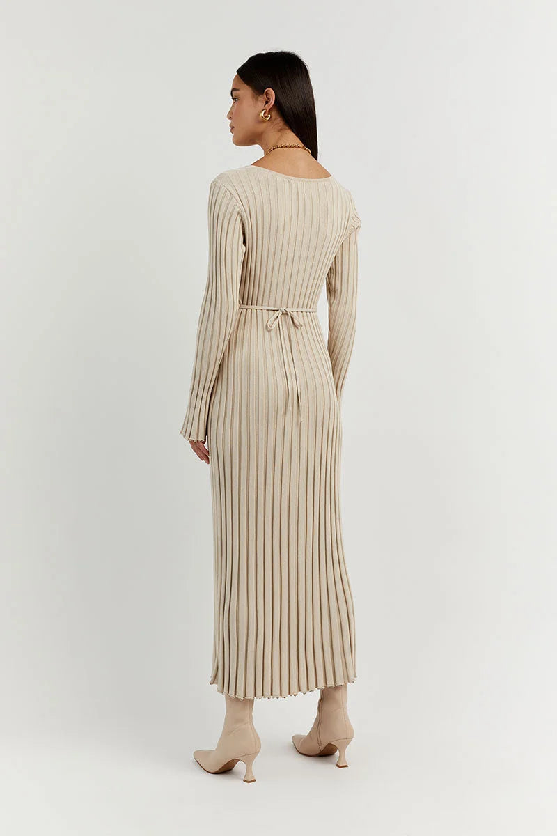 Robe midi en tricot à manches et col en V